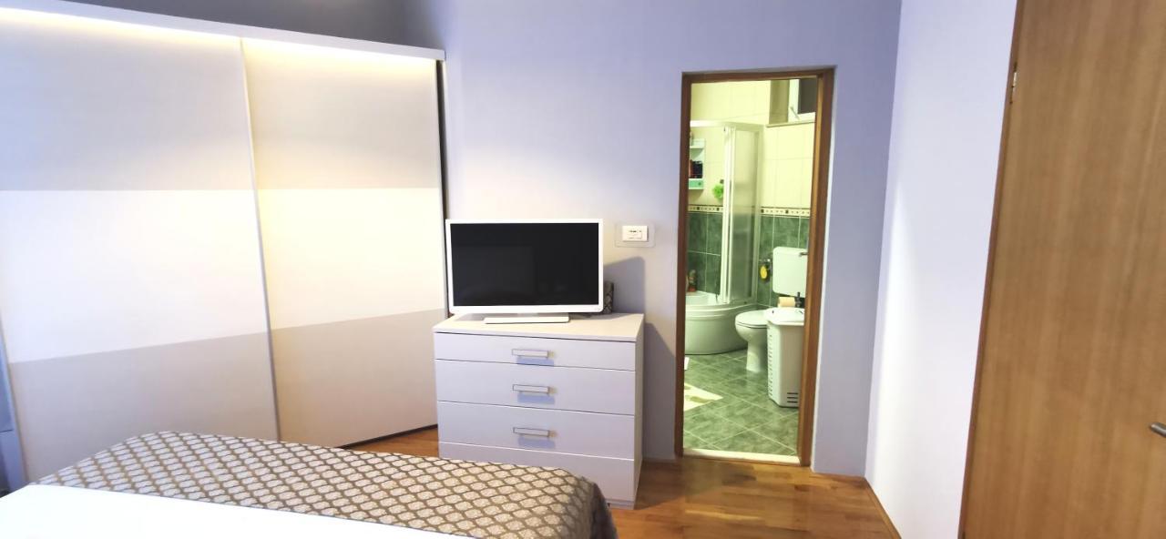 Apartman Kapovic Kaštela エクステリア 写真
