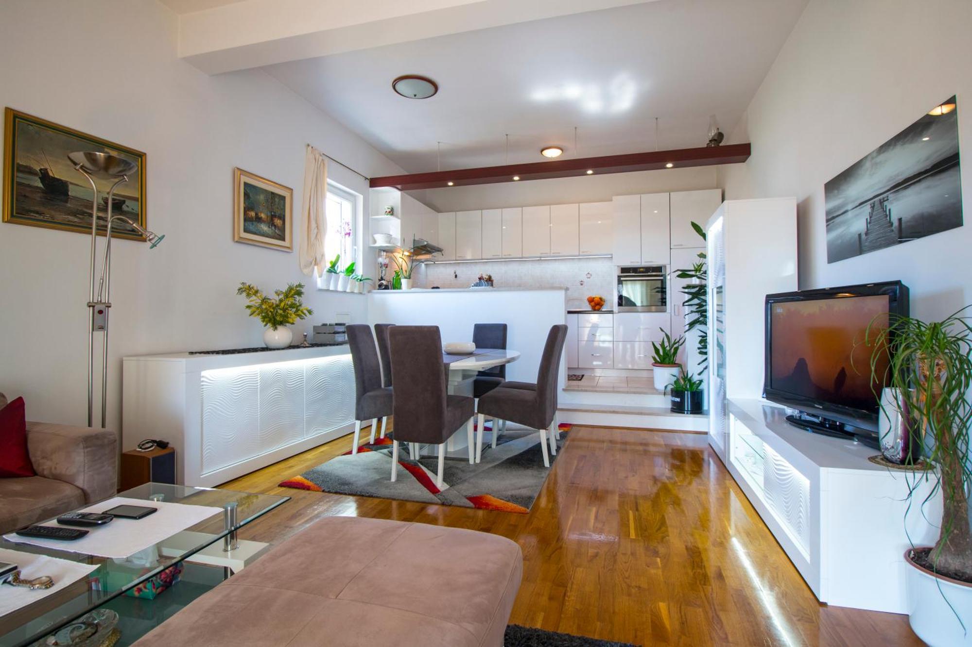 Apartman Kapovic Kaštela エクステリア 写真